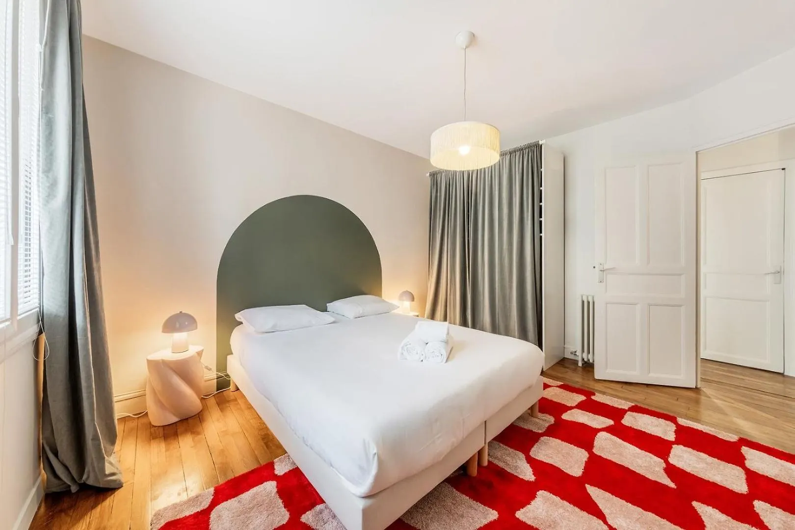 Belle Epoque - Proche Mail - Parking - 4 Pers Apartment Rennes France