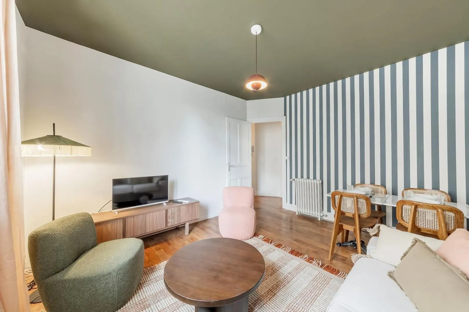 Belle Epoque - Proche Mail - Parking - 4 Pers Apartment Rennes 0*,  France